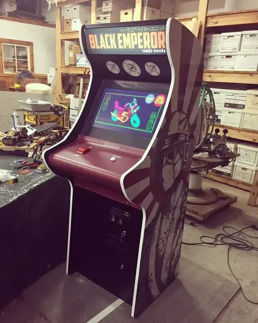 black emperor arcade game overview